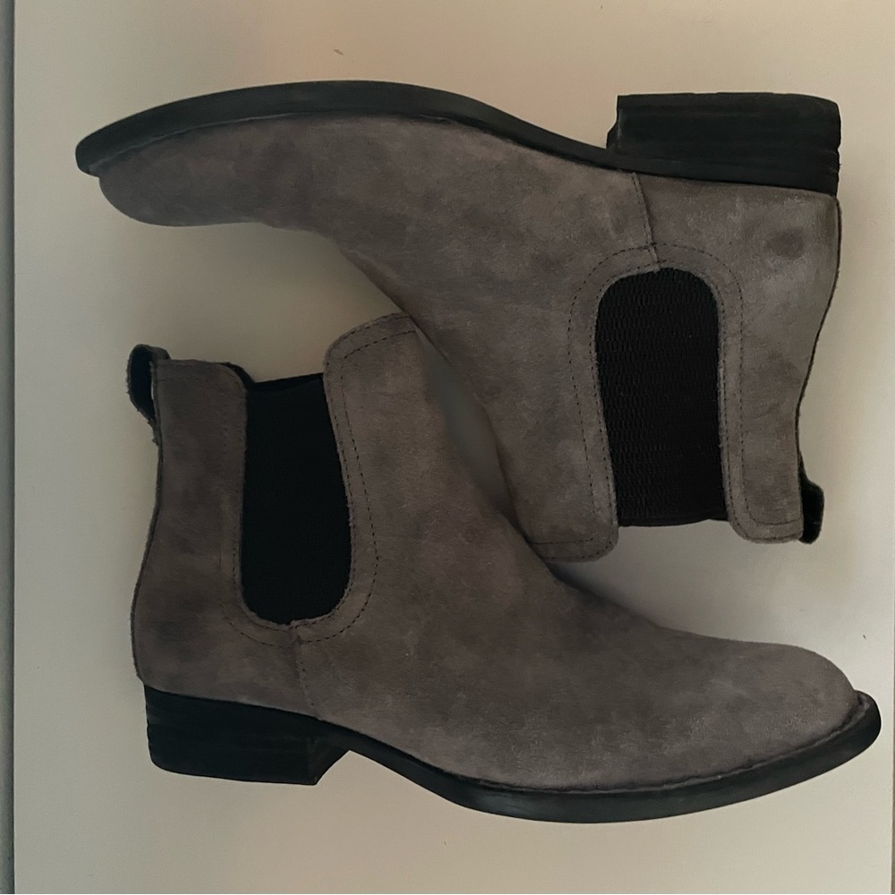 Suede Cove Born Booties
